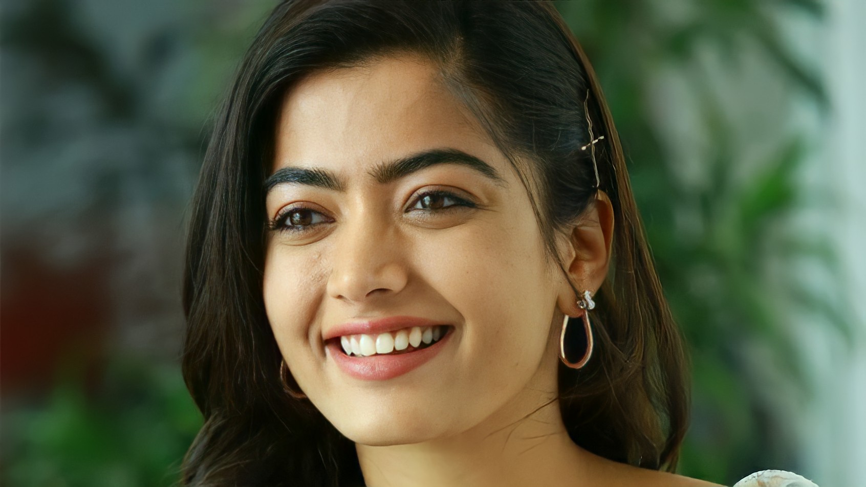 കല്യാണം കഴിച്ചാലുള്ള ഗുണങ്ങളെക്കുറിച്ച് നല്ലവളായ കൂട്ടുകാരി ഇവളോട് മിക്കവാറും പറഞ്ഞു കൊടുത്ത് മനസിലാക്കിക്കാൻ ശ്രമിക്കാറുണ്ട്……