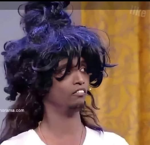 അവന്റെ അവിഹിതം കാരണം ശൂശാണ്ടി കുത്തിപ്പൊട്ടിച്ച് ദുർബലനാക്കാൻ തുടങ്ങുവാണെന്ന് അവൻ വിചാരിച്ചു കാണും…